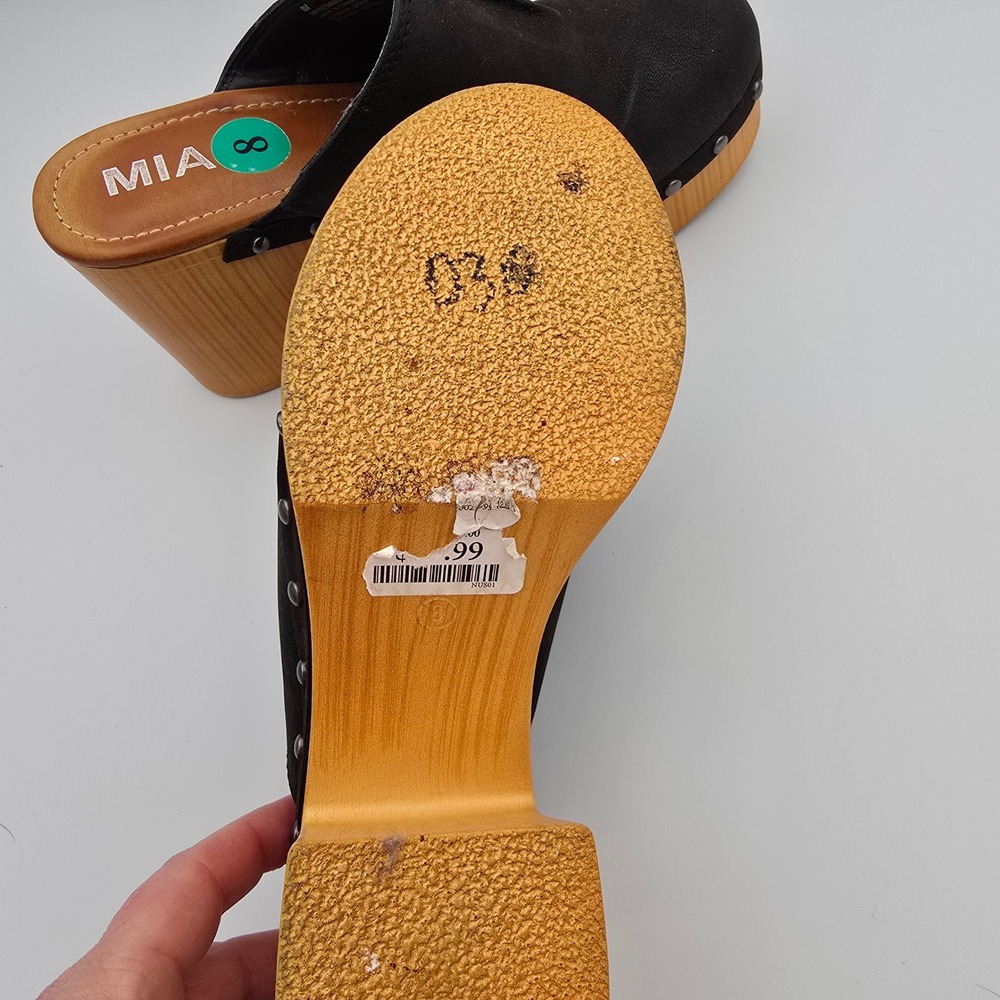 MIA Black Vegan Leather Studded Platform Clogs Wood Block Heel Mules Mens Size 8 - Picture 7 of 7